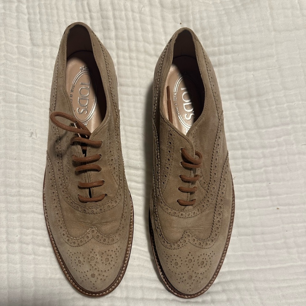 Tod’s Suede Lasercut Accent Oxfords 38 1/2